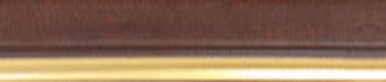 Nussbaum mit Goldkante